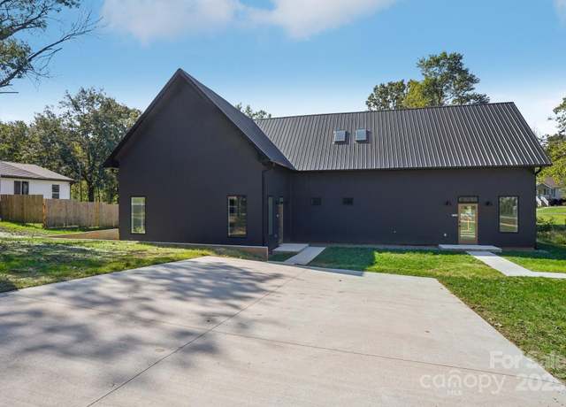 Property at 122 Laura Rd Unit B, Mooresville, NC 28117, 2 beds, 2 baths