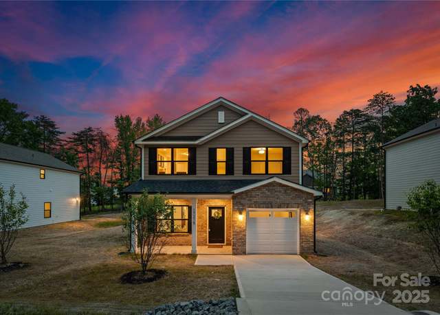 Property at 1419 Summerville Rd, Charlotte, NC 28214, 4 beds, 2.5 baths