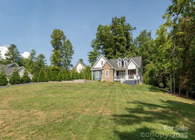 Property at 45 Blue Moon Ln, Hendersonville, NC 28739, 3 beds, 2 baths