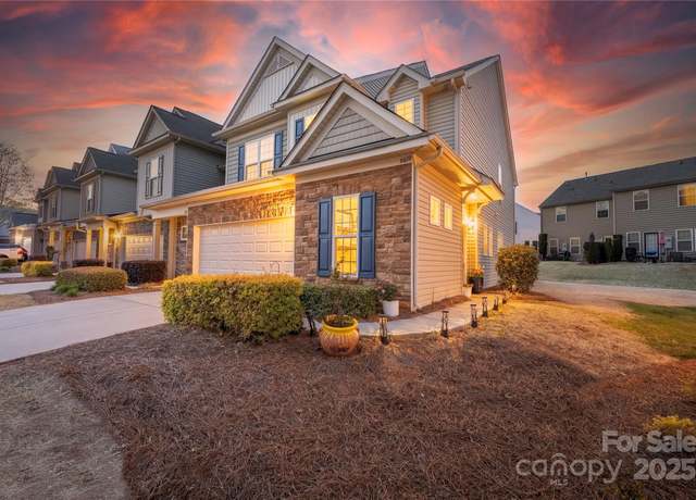 Property at 6619 Portland Rose Ln, Charlotte, NC 28210, 3 beds, 2.5 baths
