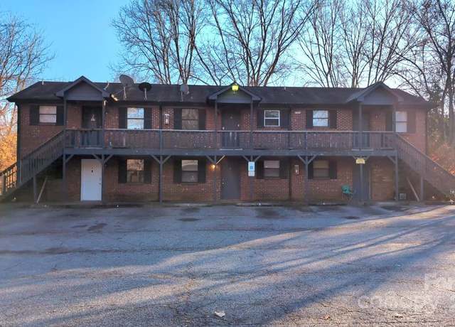 Property at 2403 Markwood Ln, Winston Salem, NC 27107, 6 beds