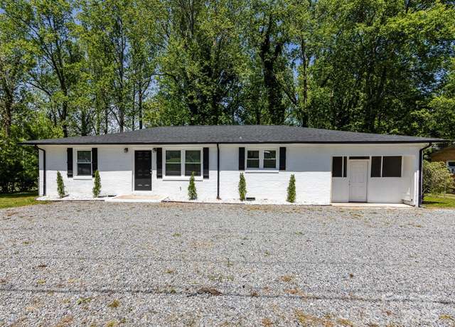 Property at 2730 Crescent Ln, Gastonia, NC 28052, 4 beds, 2 baths