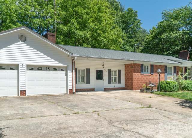 Property at 6487 Old NC 18 Rd, Connelly Springs, NC 28612, 3 beds, 3 baths