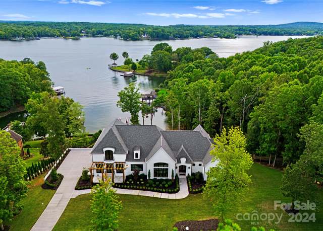 Property at 18304 Rosapenny Rd, Charlotte, NC 28278, 5 beds, 6 baths