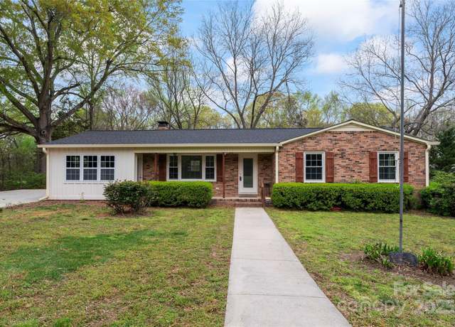 Property at 3987 Taxahaw Rd, Lancaster, SC 29720, 3 beds, 2 baths
