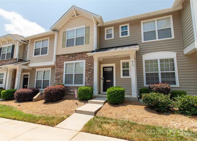 Property at 613 Dutch Elm Pl, Rock Hill, SC 29732, 3 beds, 2.5 baths