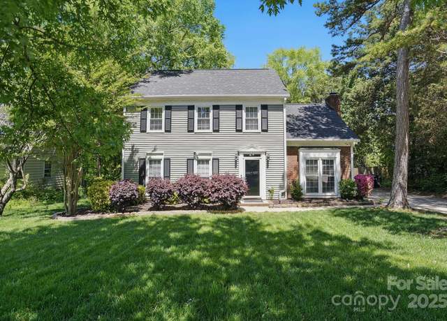 Property at 2224 Clonmel Pl, Charlotte, NC 28262, 3 beds, 2.5 baths