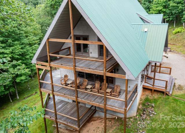 Property at 155 Mule Trail Dr, Bakersville, NC 28705, 3 beds, 3.5 baths