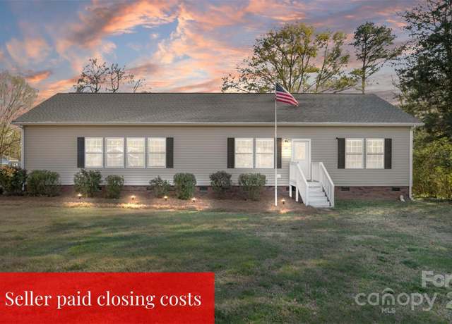 Property at 2801 Sunset Dr, Gastonia, NC 28054, 3 beds, 2 baths