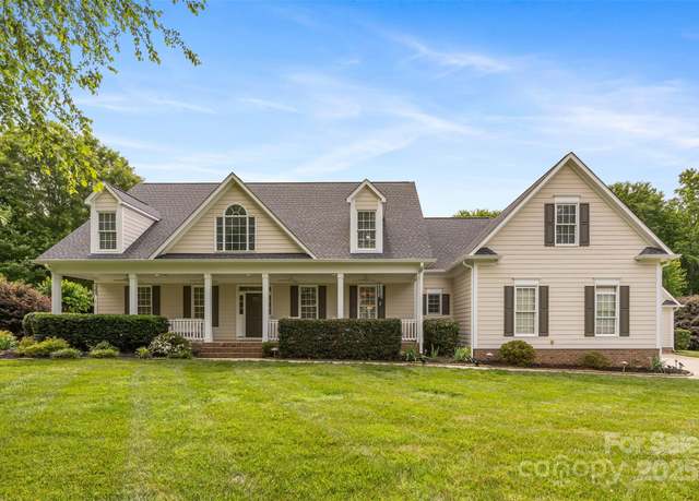 Property at 6409 Barkley Farm Rd, Huntersville, NC 28078, 5 beds, 5 baths