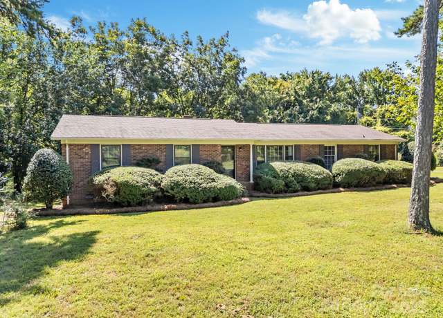 Property at 8450 Robinson Church Rd, Charlotte, NC 28215, 3 beds, 2 baths