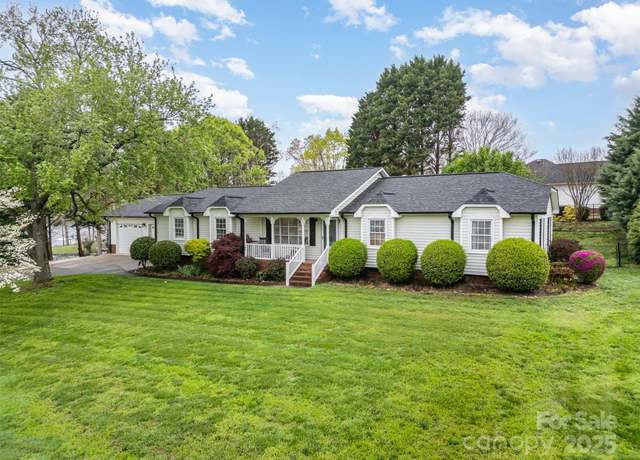 Property at 106 S Oakwood Dr, Kings Mountain, NC 28086, 3 beds, 2 baths