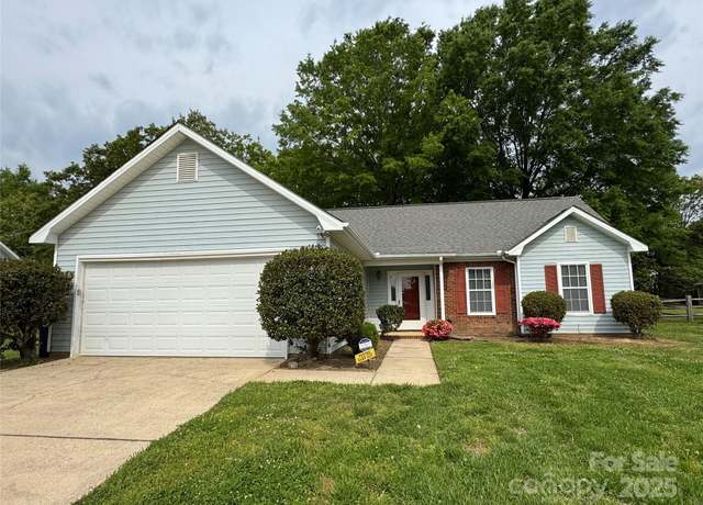Property at 2504 Faircroft Way, Monroe, NC 28110, 3 beds, 2 baths