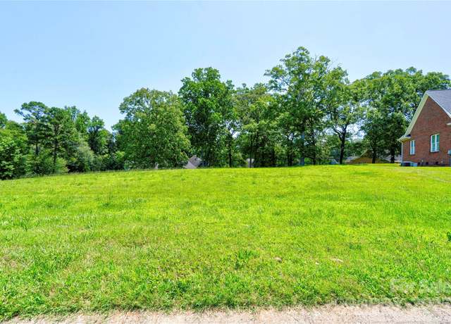 Property at 110 Blakemore Dr, Shelby, NC 28152