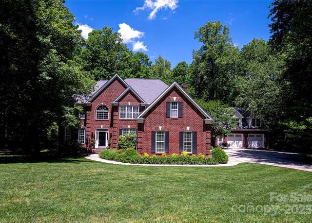 Property at 3546 Weddington Oaks Dr, Weddington, NC 28104, 4 beds, 5 baths