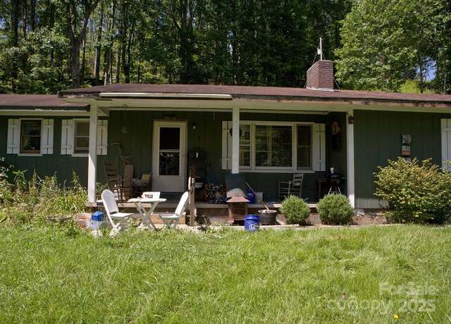 Property at 153 Moonshine Mountain Rd, Burnsville, NC 28714, 3 beds, 2 baths