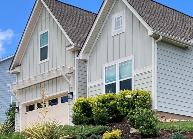 Property at 15250 Windward Ln, Lancaster, SC 29720, 4 beds, 2.5 baths