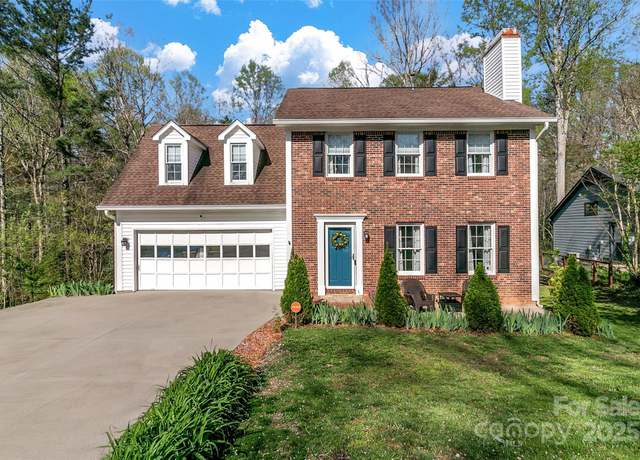 Property at 6 Southchase Dr, Fletcher, NC 28732, 3 beds, 2.5 baths
