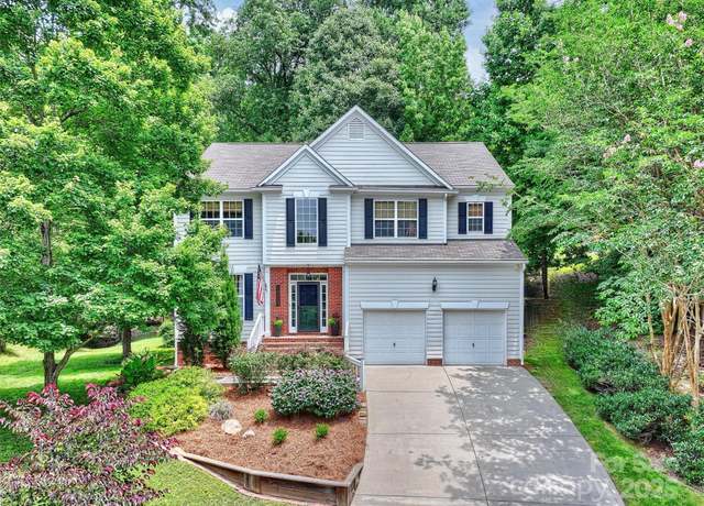 Property at 14203 Queens Carriage Pl, Charlotte, NC 28278, 4 beds, 2.5 baths