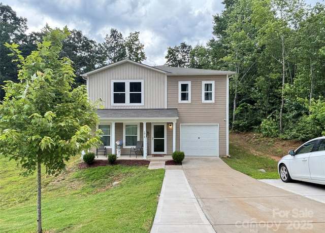 Property at 1916 Country Way, Hickory, NC 28601, 4 beds, 3 baths