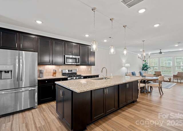 Property at 208 Waterlynn Ridge Rd Unit B, Mooresville, NC 28117, 2 beds, 2.5 baths