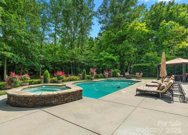 Property at 13029 Whisper Creek Dr, Charlotte, NC 28277, 5 beds, 3.5 baths