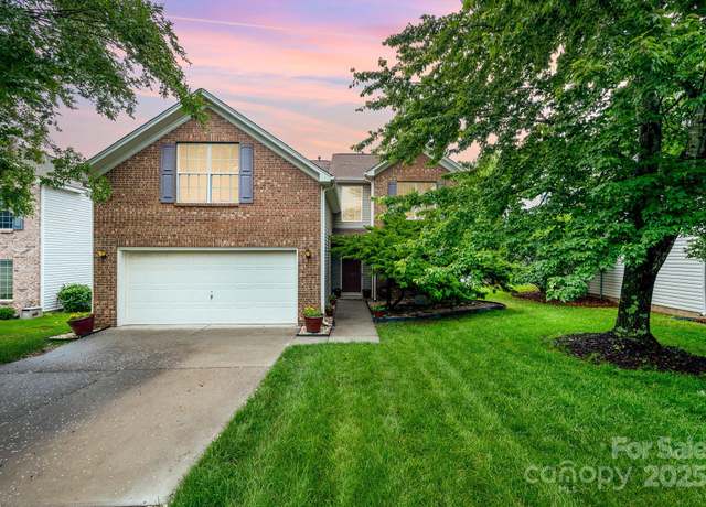 Property at 116 Amber Woods Dr, Tega Cay, SC 29708, 4 beds, 2.5 baths