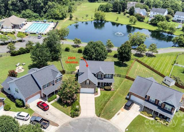 Property at 2004 Onotoa Dr, Indian Trail, NC 28079, 4 beds, 2.5 baths