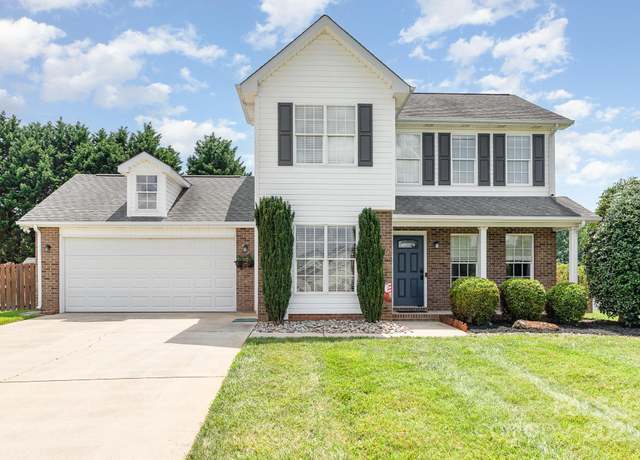 Property at 600 Capella Ct, Gastonia, NC 28056, 3 beds, 2.5 baths