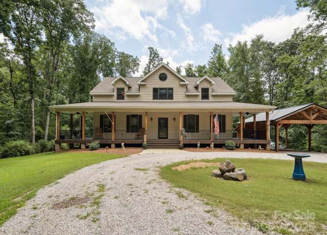 Property at 820 King Rd, Clover, SC 29710, 3 beds, 2.5 baths