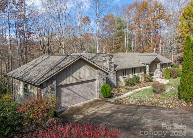 Property at 70 Old Hickory Trl, Hendersonville, NC 28739, 3 beds, 3 baths