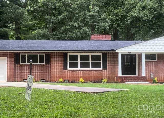 Property at 1123 Timberlane Dr, Lincolnton, NC 28092, 3 beds, 1.5 baths