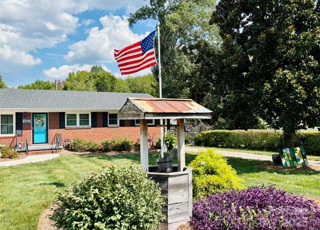 Property at 1693 Azalea Ave, Kannapolis, NC 28081, 3 beds, 2 baths