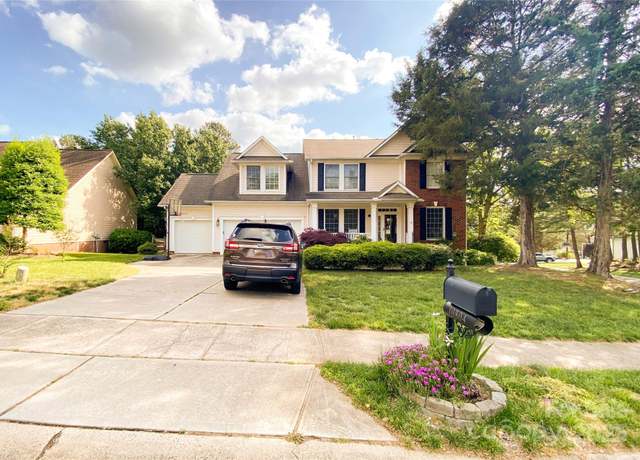 Property at 10804 Back Ridge Rd, Charlotte, NC 28277, 4 beds, 2.5 baths