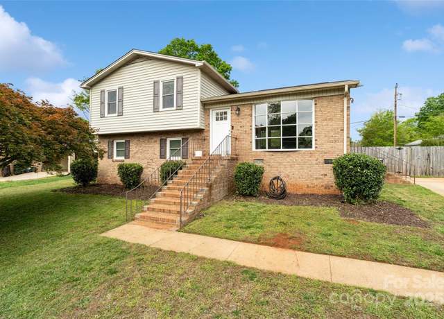 Property at 1766 Colony Rd, Rock Hill, SC 29730, 4 beds, 3 baths