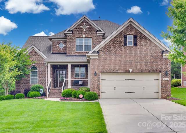 Property at 525 Chase Prairie Ln, Waxhaw, NC 28173, 4 beds, 3.5 baths