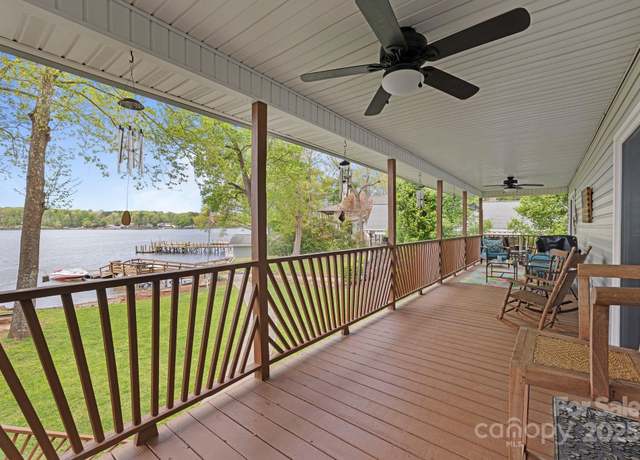 Property at 299 Waterway Dr, Lexington, NC 27292, 2 beds, 2.5 baths