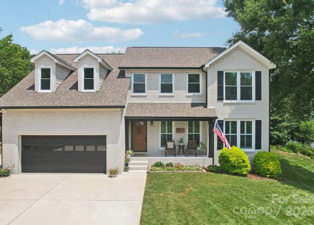 Property at 207 Spaniel Dr SE, Concord, NC 28025, 5 beds, 2.5 baths