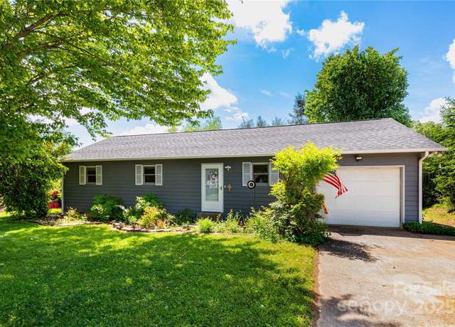 Property at 51 Mount Carmel Dr, Asheville, NC 28806, 3 beds, 2 baths