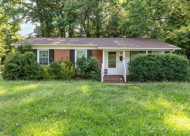 Property at 831 Bilmark Ave, Charlotte, NC 28213, 3 beds, 1.5 baths