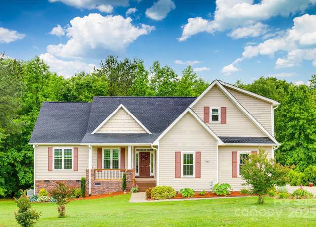 Property at 2050 Sunswept Ln, York, SC 29745, 3 beds, 3 baths
