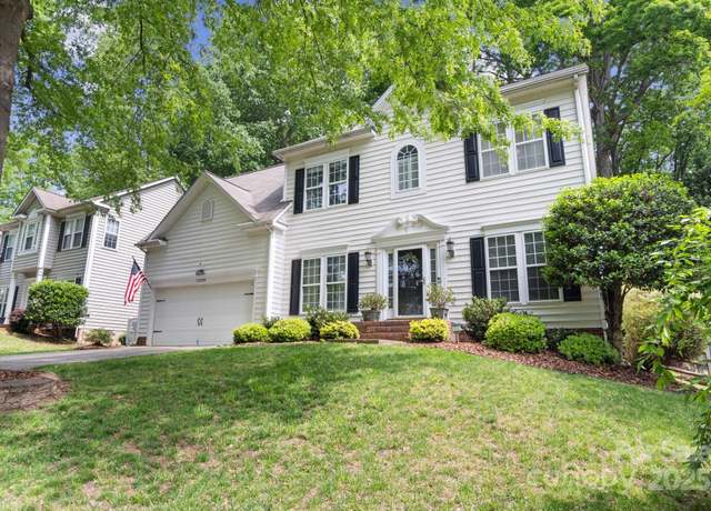 Property at 12328 Chickasaw Dr, Huntersville, NC 28078, 4 beds, 2.5 baths