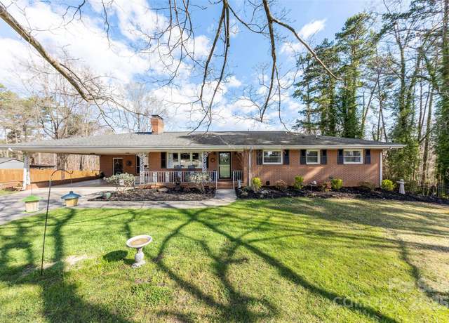 Property at 2540 Deal Rd, Mooresville, NC 28115, 3 beds, 2 baths