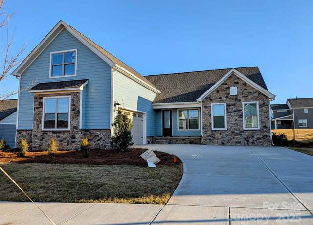Property at 2074 Fordhill St, Rock Hill, SC 29732, 3 beds, 2.5 baths