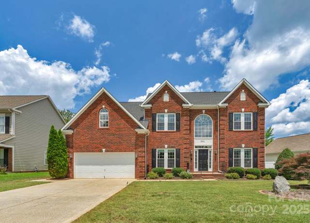 Property at 7800 Conifer Cir, Indian Trail, NC 28079, 4 beds, 2.5 baths