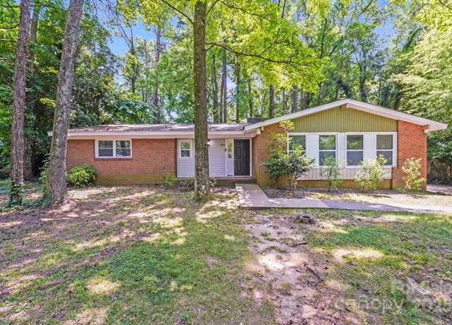 Property at 6513 Old Post Rd, Charlotte, NC 28212, 3 beds, 2 baths