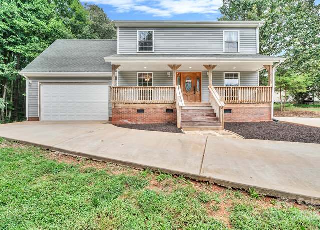 Property at 7575 Tanglewood Dr, Vale, NC 28168, 3 beds, 2.5 baths