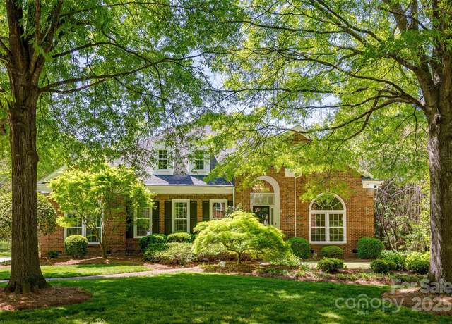 Property at 4340 Sequoia Red Ln, Charlotte, NC 28226, 5 beds, 3.5 baths