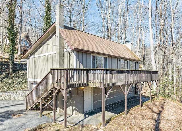 Property at 662 Locust Dr, Maggie Valley, NC 28751, 2 beds, 2 baths