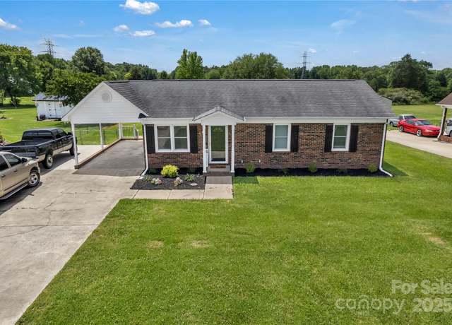 Property at 103 Hicks Rd, Grover, NC 28073, 3 beds, 1.5 baths